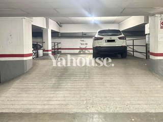 Garaje en venta en La Nova Esquerra de l'Eixample en Barcelona