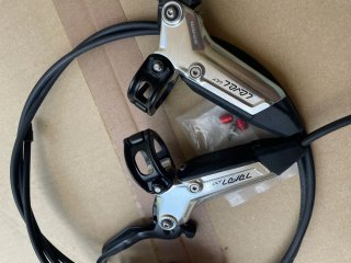 Frenos SRAM Level Ultimate 4 pistones