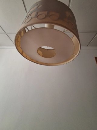 Lámpara infantil decorativa, muy poco uso
