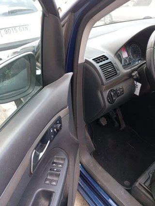 Volkswagen Touran 2010