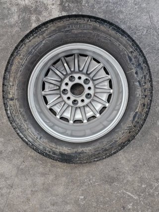 Llanta Aluminio Mercedes 300SE W126