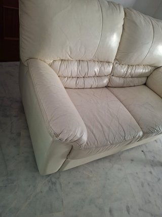 Sofás de piel beige 2 y 3 plazas