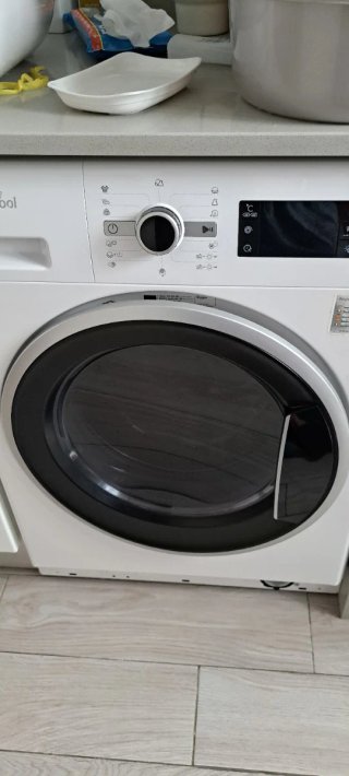 Lavadora Secadora Whirlpool 6th Sense 8kg