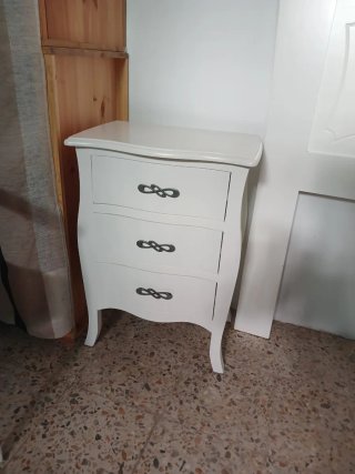 Cabecero con Mesitas y Sillón