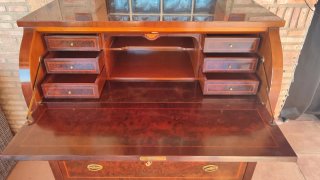 Mueble Buro Madera y Mimbre