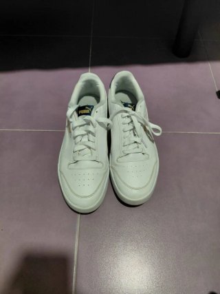 Zapatillas Puma Blancas y Azules
