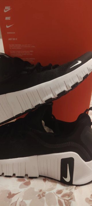 Nike Free Metcon 40.5