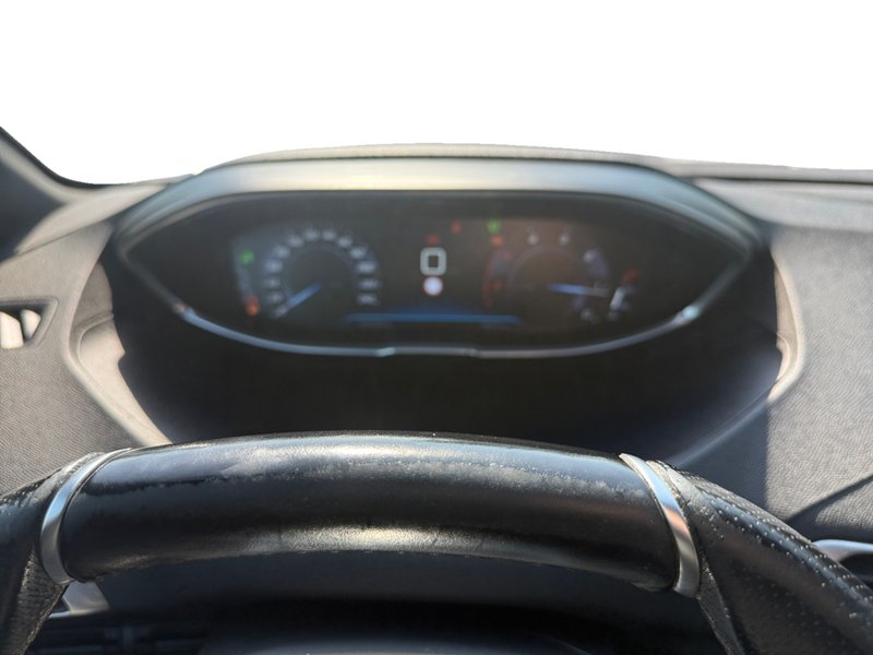 Peugeot 3008 2.0 BlueHDi GT-Line S&S 2017, foto 16