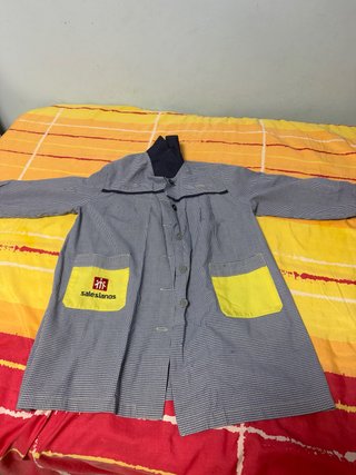 Bata escolar Salesianos Talla 4