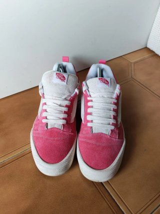 Zapatillas Vans rosas y blancas