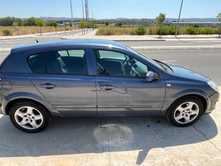 Opel Astra 2008