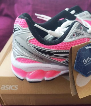 Asics Gel-Kayano XII Talla 41.5 Nuevas