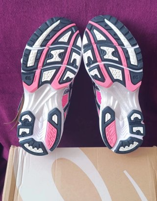Asics Gel-Kayano XII Talla 41.5 Nuevas