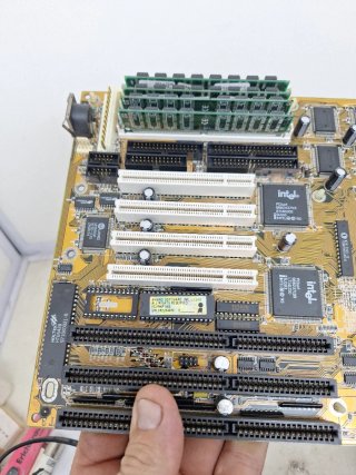 Placa Base Intel Antigua GR-586ATU
