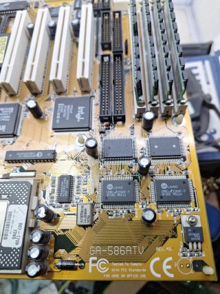 Placa Base Intel Antigua GR-586ATU