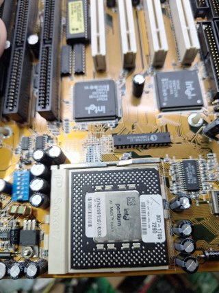 Placa Base Intel Antigua GR-586ATU