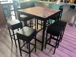 Mesa alta decorativa cerámica y metal