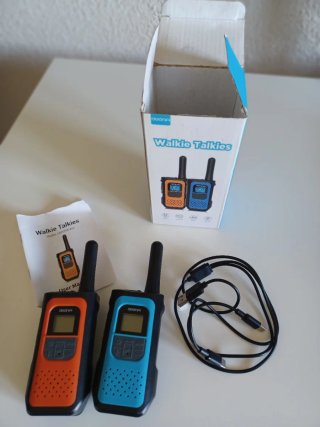 Walkie Talkies Avanfi recargables + Cable USB