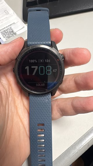 Garmin Fenix 7S Sapphire Solar