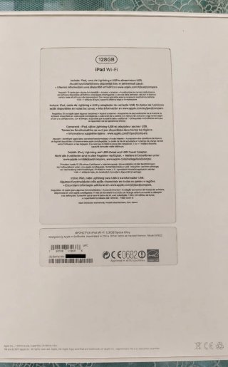 Caja original iPad 2017 (5ª gen). Modelo A1822
