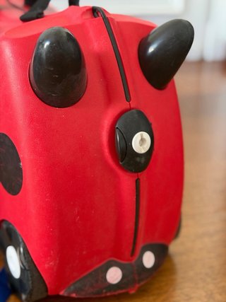 Maleta Trunki Mariquita correpasillos