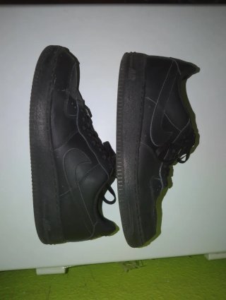 Nike Air Force 1 Talla 44 Negras