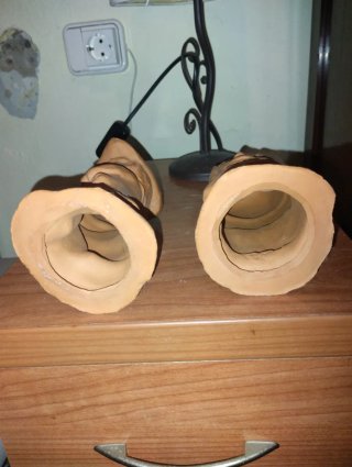 Cabezones pequeños de barro