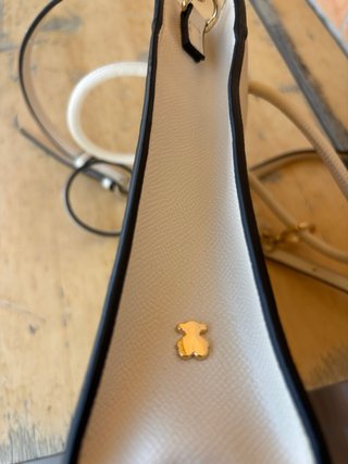Bolso Tous Beige con Charm Oso