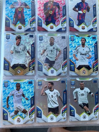 Cromos Panini FIFA 365 XL