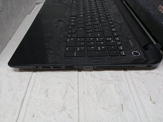 Portatil Toshiba Satellite L50D-B (1780)