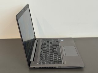 Portátil HP i7 - GARANTIA