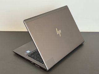 Portátil HP i7 - GARANTIA