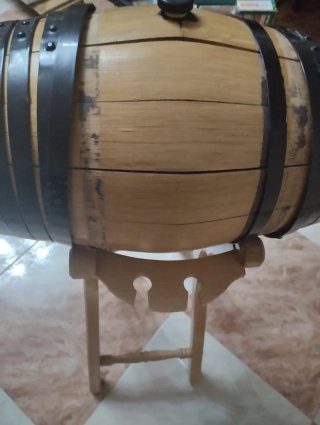 Barril de madera 8L con grifo
