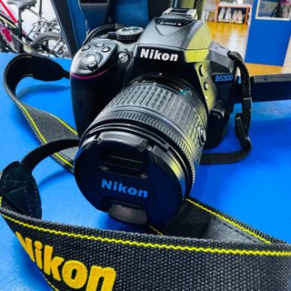 Cámara Nikon D5300 Negra + Bolso
