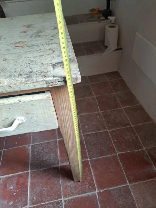 Mesa tocinera de madera maciza