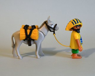 Playmobil Campesino Egipcio Con Burro Belén