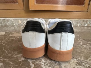 Zapatillas Adidas Samba - Blancas y Marrones