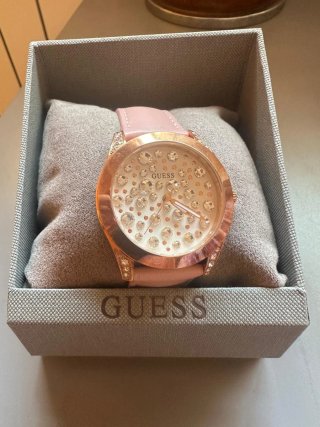 Reloj Guess Mujer Dorado y Rosa