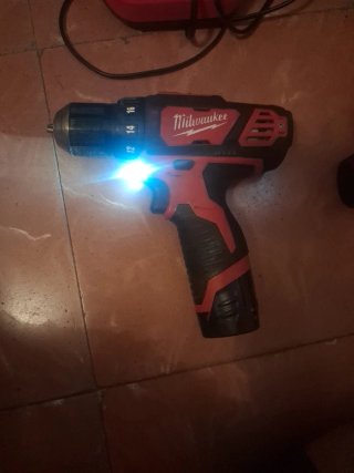 Atornillador Milwaukee