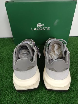 Zapatillas Lacoste Grises y Plateadas