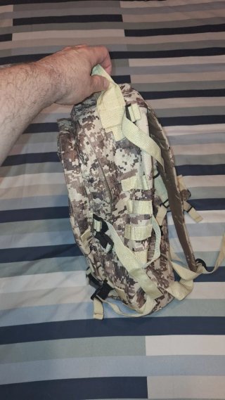 Mochila Táctica Camuflaje Pixelado Gran Capacidad