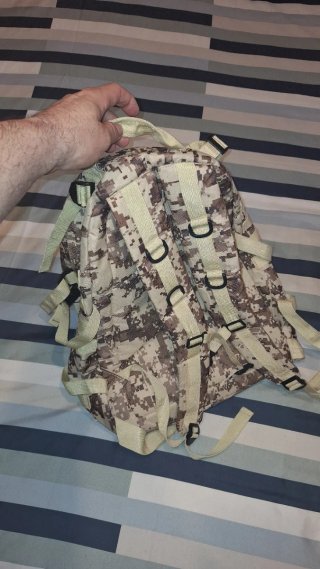 Mochila Táctica Camuflaje Pixelado Gran Capacidad