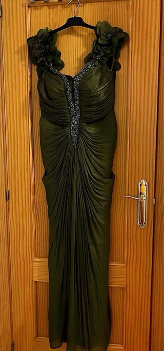 Vestido elegante verde oliva