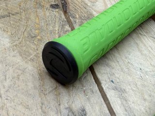 PUÑOS MANILLAR CANNONDALE VERDE