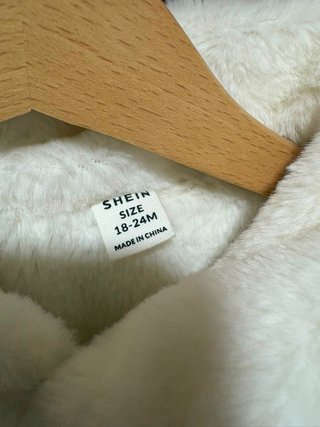 Abrigo de pelo blanco