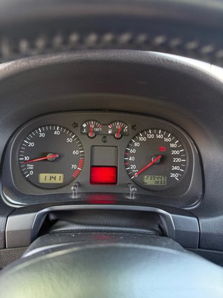 Volkswagen Golf GTI 4 AUM