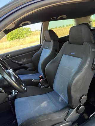 Volkswagen Golf GTI 4 AUM