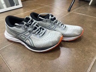 Zapatillas Asics Talla 41 Gris Naranja