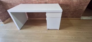 Escritorio blanco moderno