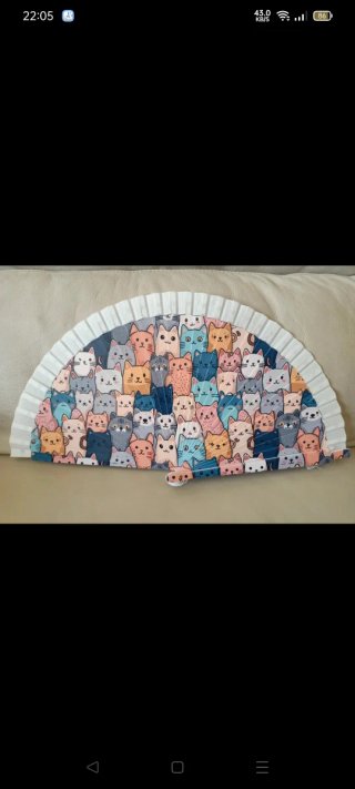 Conjunto bolso y abanico gatos
